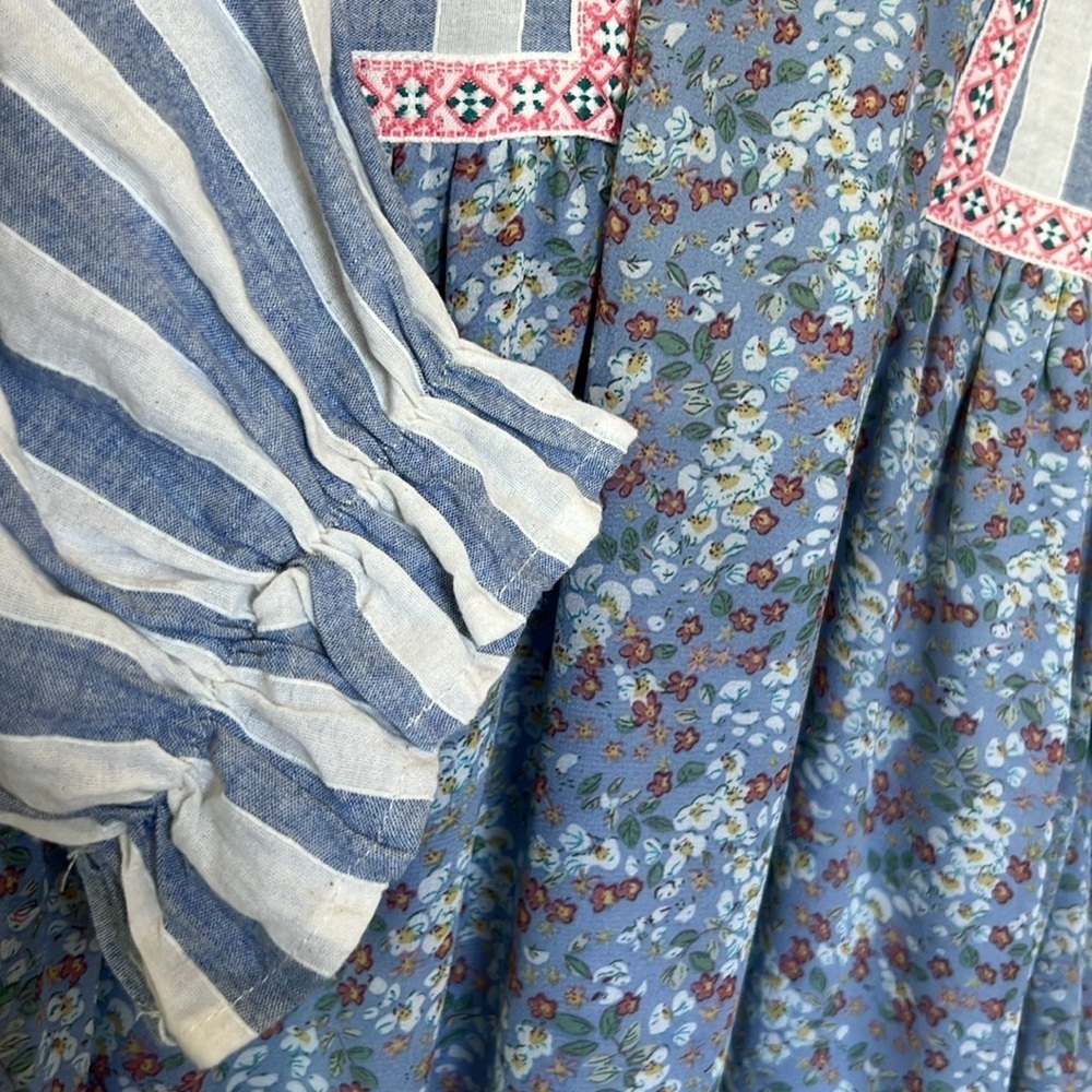 ENTRO Floral and Striped Blouse with Puffed Sleeves | S - Picture 5 of 10